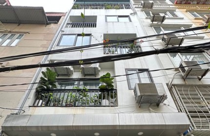 Nhà mới đẹp lung linh Bồ Đề 50m2, 5 tầng,11.3 tỷ Long Biên. ngõ oto tahng máy.